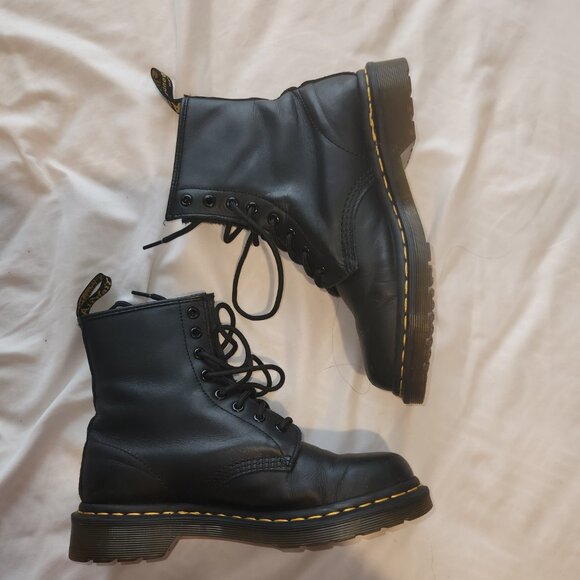 Dr. Marten Boots with Rose Detail Size US Women's 8 - Picture 2 of 5